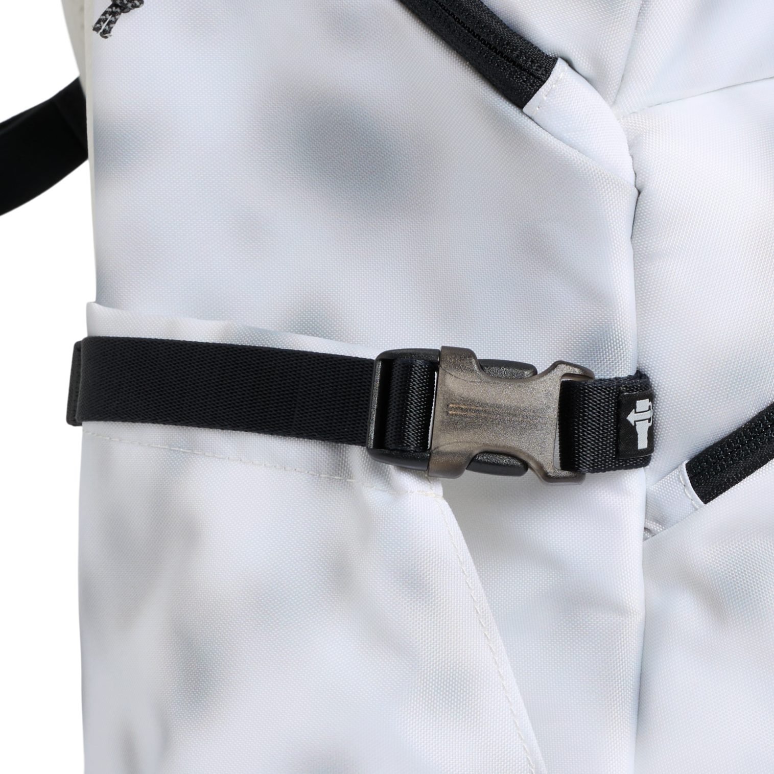 The Vitalize Backpack | 30.9 QT - Image 49